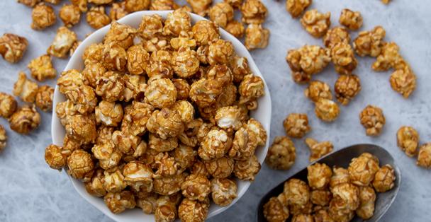 Old-Fashioned Caramel Corn